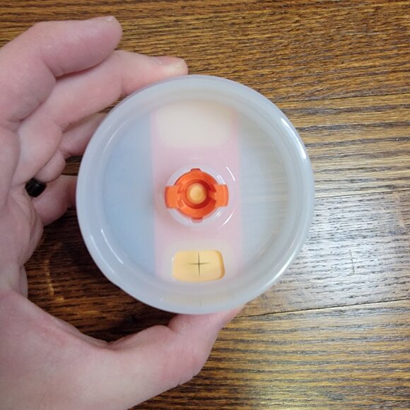 Stanley 30 oz Quencher H2.0 Tumbler w Handle & Lid, Tiger Lily, No Straw Branded - Picture 6 of 11